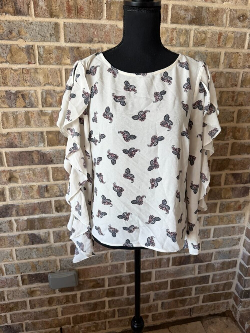 1. State paisley print cold shoulder blouse long sleeve business casual white